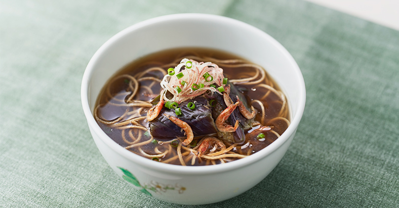 秋なすと干しエビの煮込み麺