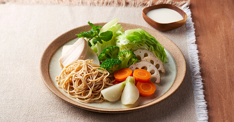 蒸し野菜と大豆麺のヨーグルトマヨネーズサラダ